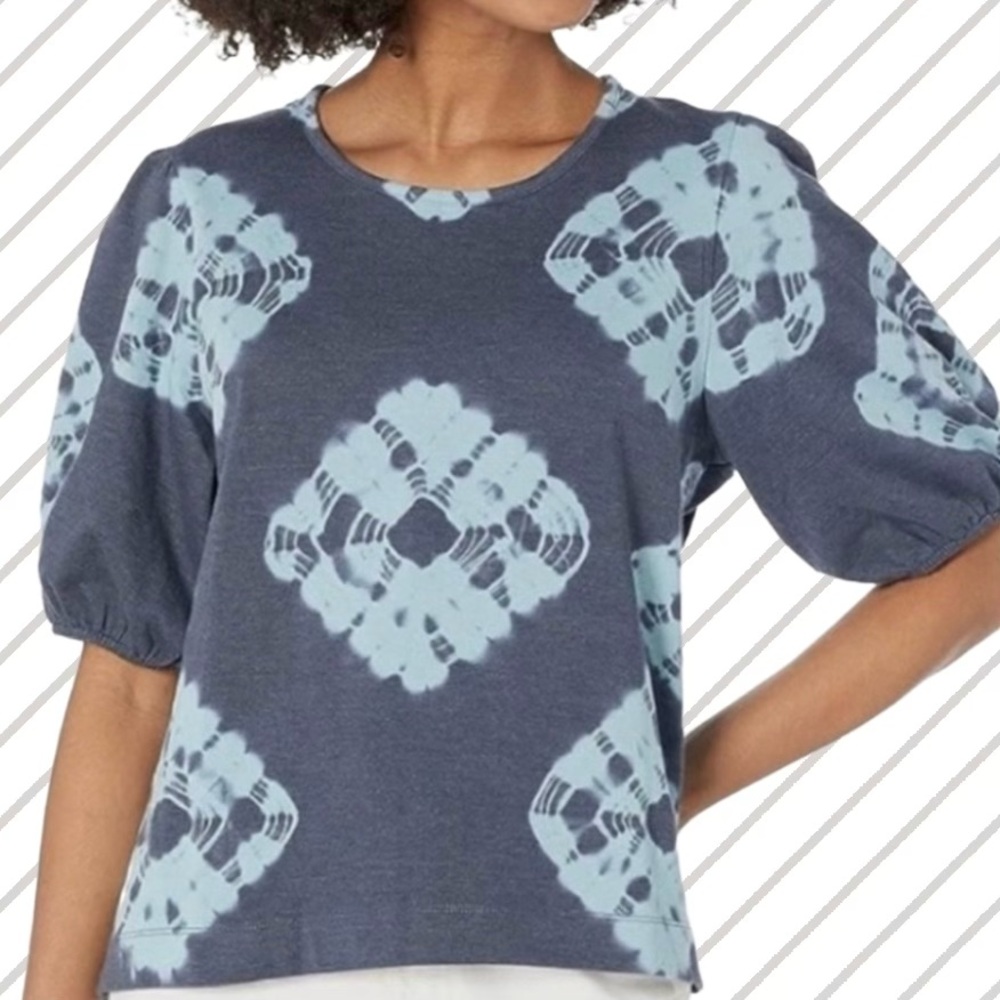 NWOT! Splendid Posie Short Sleeve Navy Tie Dye Shirt with Puff Sleeves -Size Med